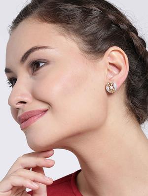 white metal studs earring - 17137496 - Standard Image - 3