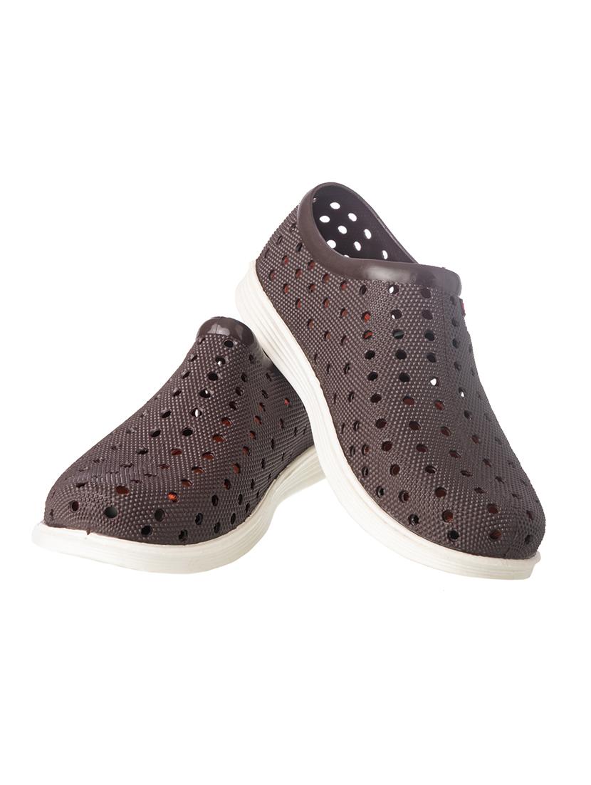 brown slip on casual shoes - 17139730 - Zoom Image - 5
