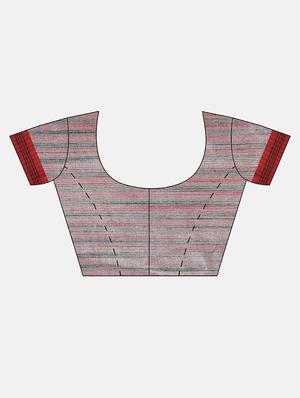 bordered woven saree with blouse - 17140964 - Standard Image - 4