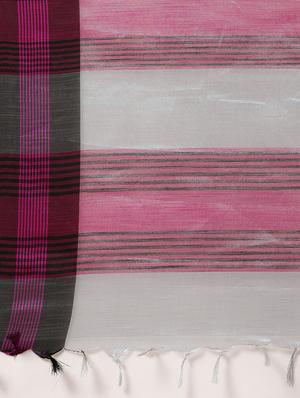 bordered woven saree with blouse - 17140966 - Standard Image - 5