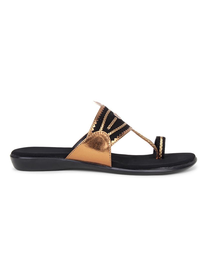 black one toe sandals - 17141113 - Zoom Image - 2