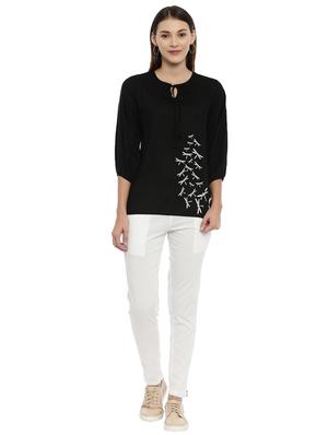 tie up neck printed top - 17143983 - Standard Image - 4
