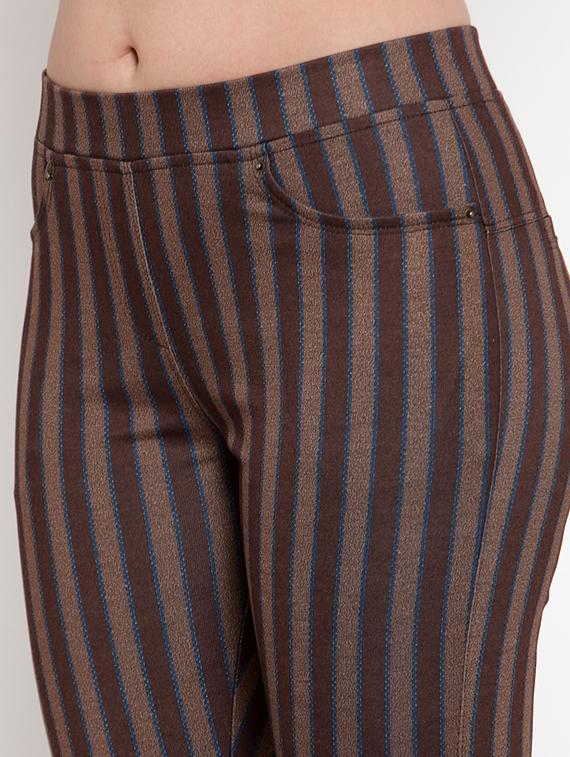 brown cotton lycra jeggings - 17144205 - Zoom Image - 5