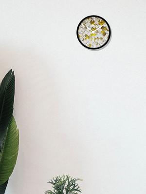 glass wall clock with 1 year warranty and 2 free aa battery - 17145947 - Standard Image - 2