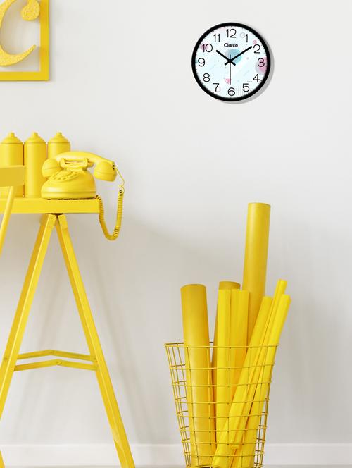 designer wall clock - 17145952 - Standard Image - 1