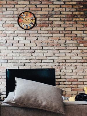 glass wall clock with 1 year warranty and 2 free aa battery - 17146018 - Standard Image - 2
