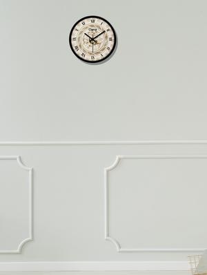 designer wall clock - 17146031 - Standard Image - 2