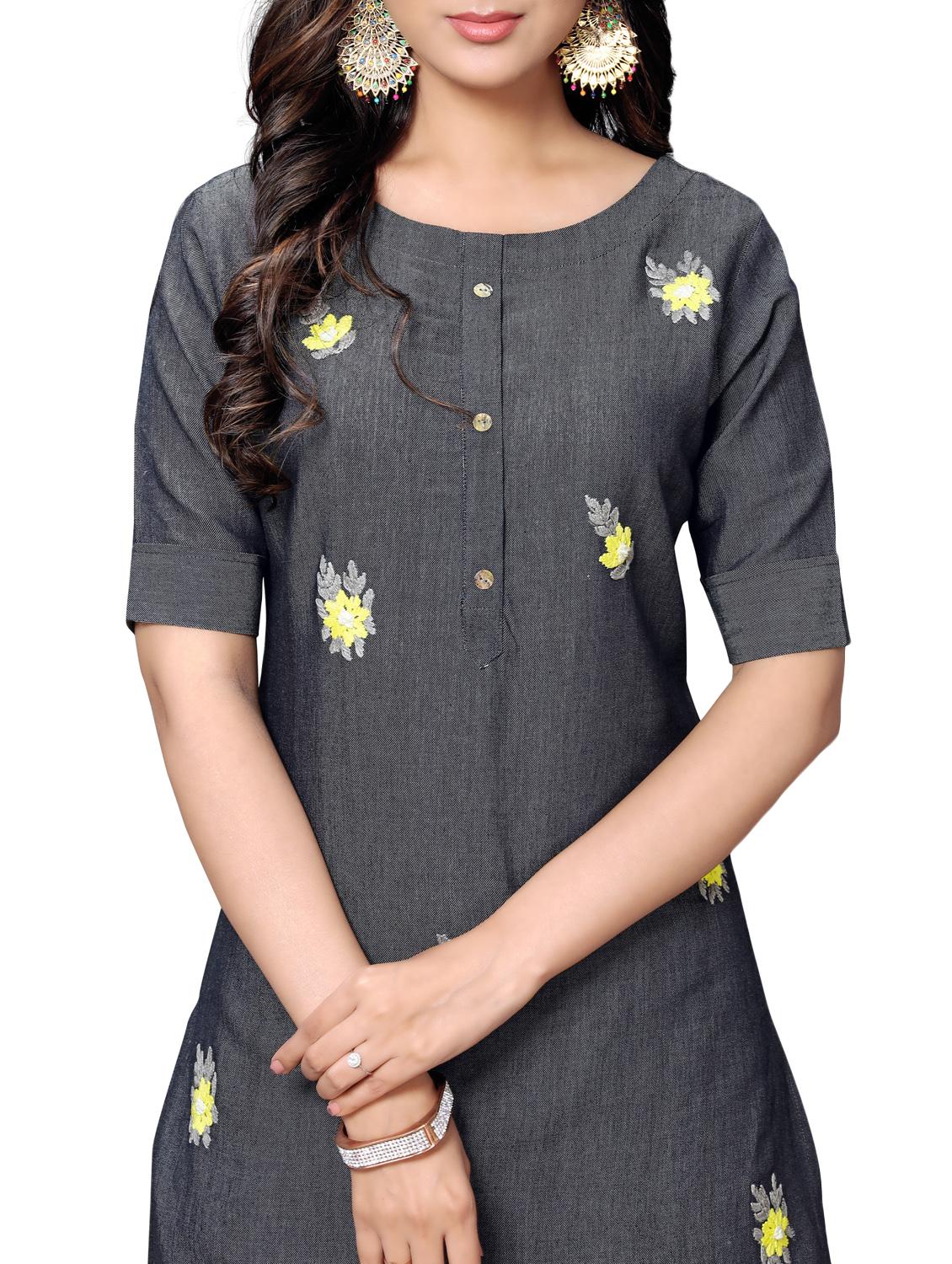 embroidered straight kurta - 17147330 - Zoom Image - 4
