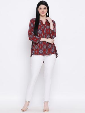 keyhole neck printed top - 17152510 - Standard Image - 4
