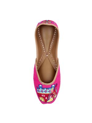 pink embroidered slip on jutis - 17152854 - Standard Image - 4