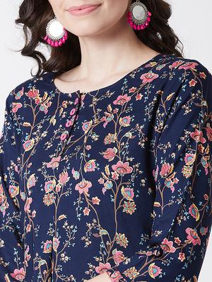 printed straight kurti - 17154841 - Standard Image - 5