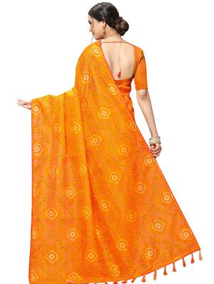bandhani printed saree with blouse - 17158179 - Standard Image - 2
