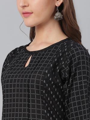 black viscose kurta salwar set - 17158237 - Standard Image - 4