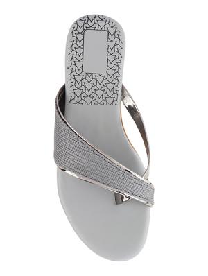 grey one toe sandals - 17164282 - Standard Image - 3