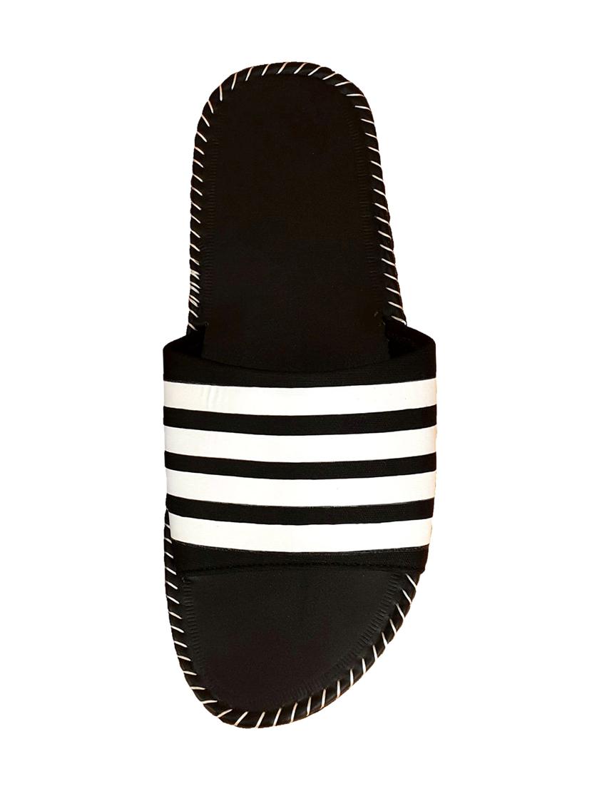 black slip on flip flops - 17165526 - Zoom Image - 4