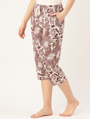 brown hosery regular capris - 17167345 - Standard Image - 2