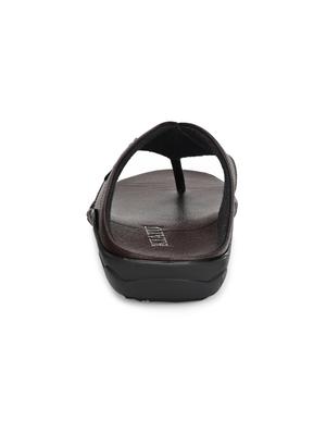 brown toe separator slippers - 17171977 - Standard Image - 3