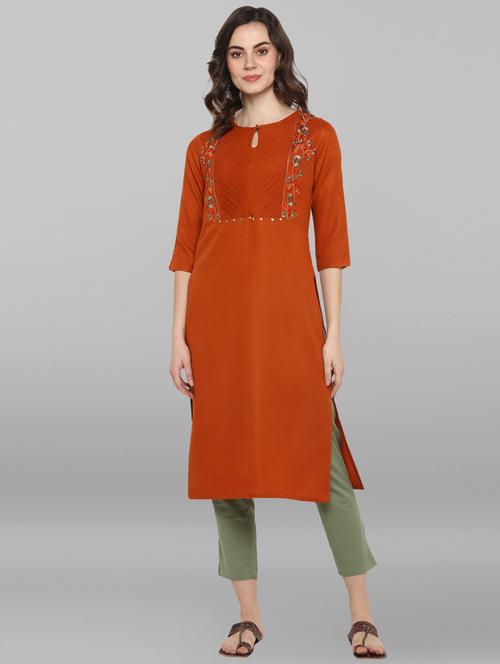 embroidered yoke pleated straight kurta - 17172542 - Standard Image - 1