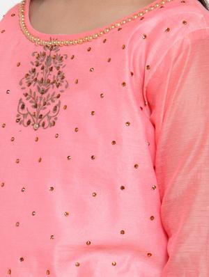 pink silk blend lehnga choli - 17173639 - Standard Image - 4