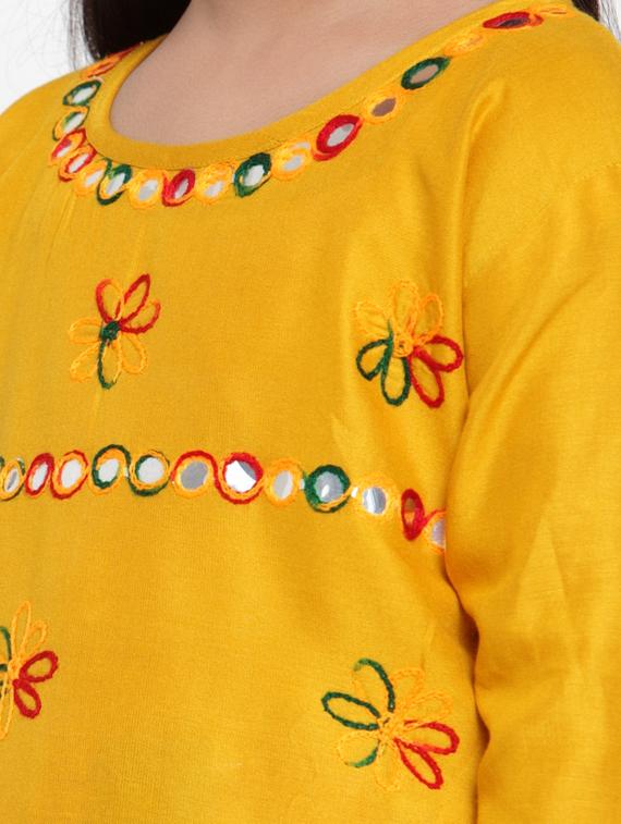 yellow rayon lehnga choli - 17173653 - Zoom Image - 4