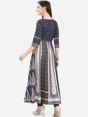 printed flared kurta - 17181850 - Standard Image - 3