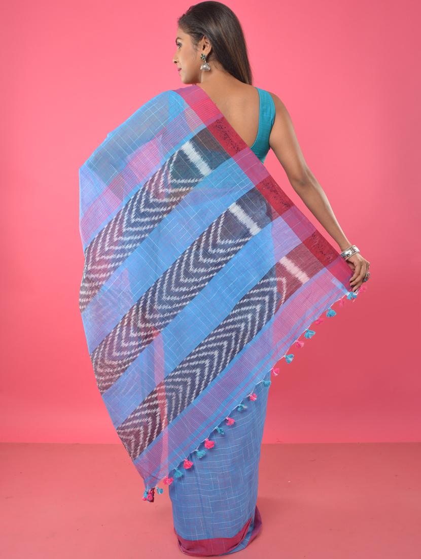 checkered handloom saree with blouse - 17189005 - Zoom Image - 2