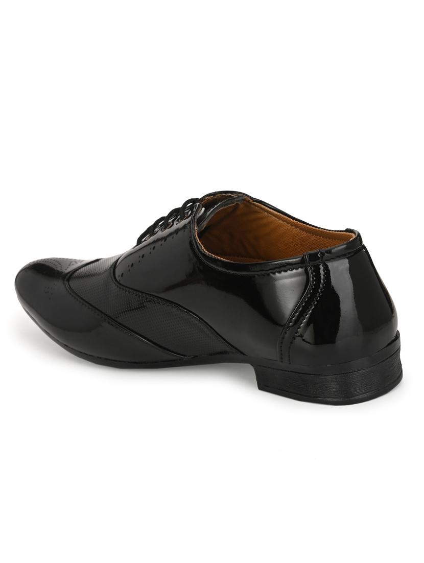 black lace-up brouges - 17192565 - Zoom Image - 3