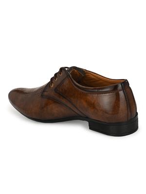 brown lace-up brouges - 17192572 - Standard Image - 3