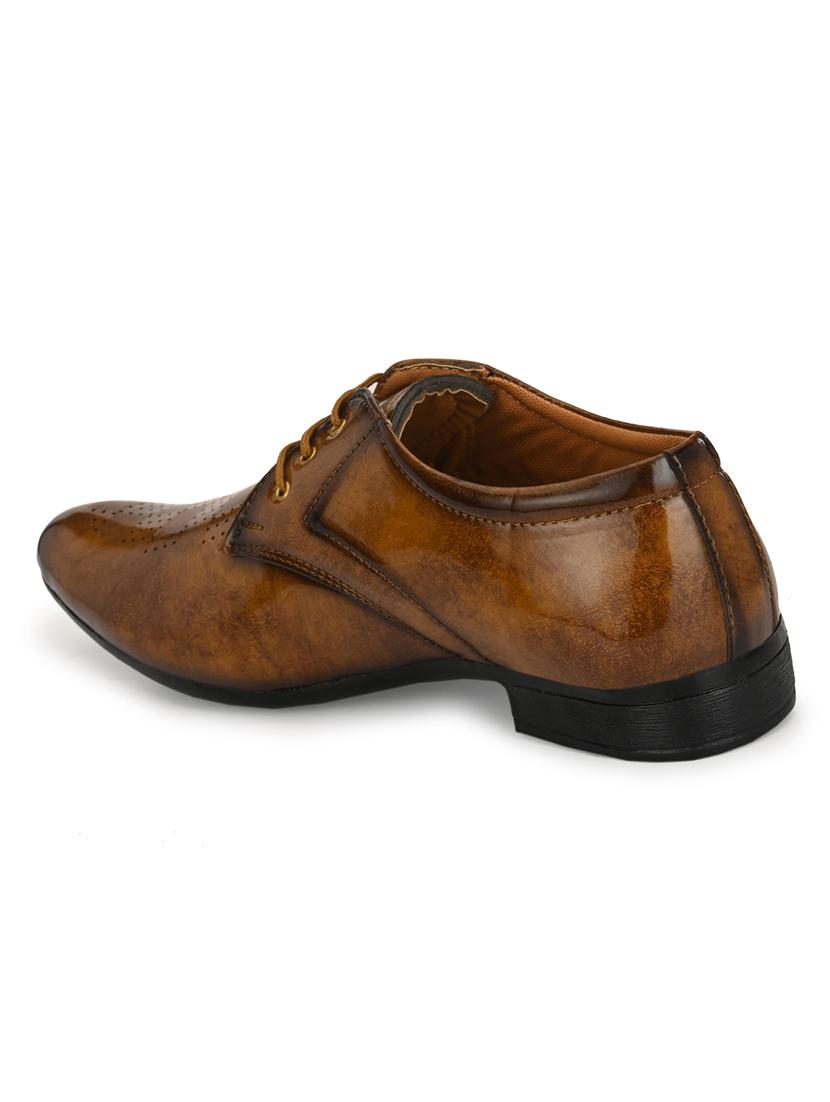 tan lace-up brouges - 17192573 - Zoom Image - 3