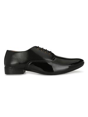 black lace-up brouges - 17192574 - Standard Image - 2