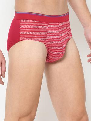 red striped hipster brief - 17192949 - Standard Image - 2