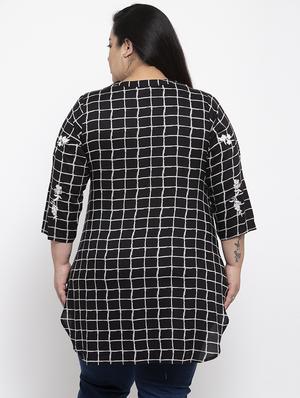 embroidered checkered top - 17193247 - Standard Image - 3