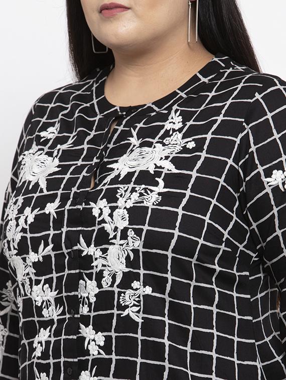 embroidered checkered top - 17193247 - Zoom Image - 5