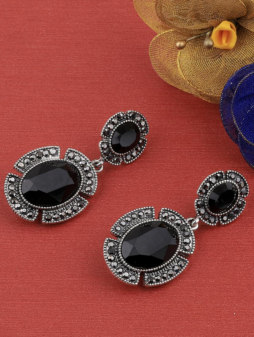 black metal drop earring - 17194362 - Zoom Image - 1