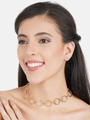 gold metal choker necklace - 17194876 - Standard Image - 4