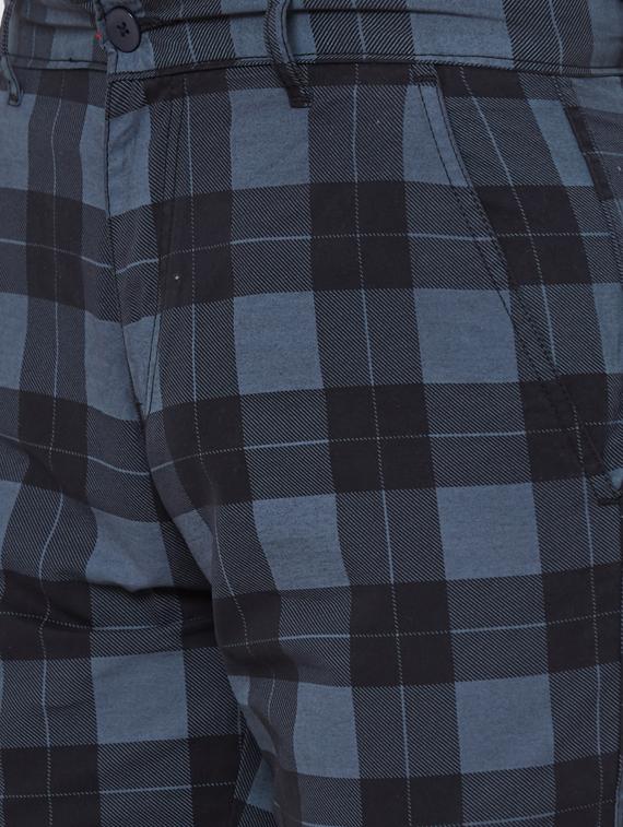 grey checkered bermuda shorts - 17196192 - Zoom Image - 5