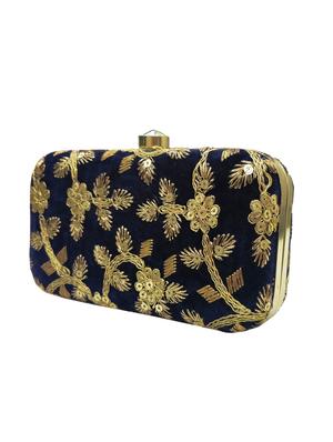 black metal box clutch - 17199488 - Standard Image - 4
