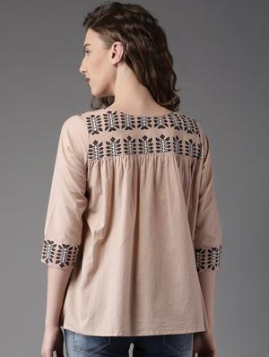 round neck printed top - 17199747 - Standard Image - 2