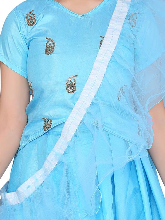 blue silk blend lehnga choli - 17200555 - Zoom Image - 4