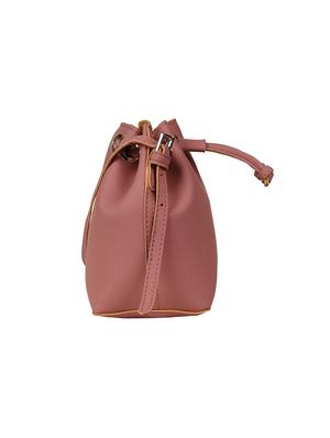 pink leatherette (pu) regular sling bag - 17202387 - Standard Image - 4