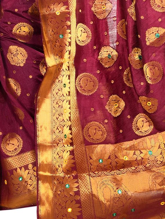burgundy silk banarasi saree with blouse - 17202773 - Zoom Image - 2