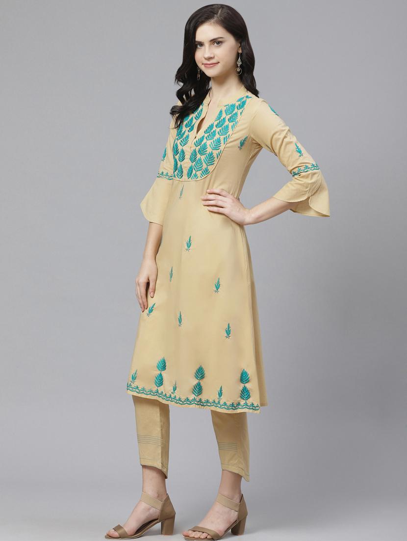 chikankari kurta pant set - 17205647 - Zoom Image - 2