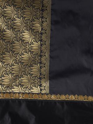 zari work woven saree with blouse - 17206524 - Standard Image - 4