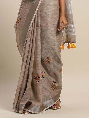 embroidered woven saree with blouse - 17207321 - Standard Image - 3