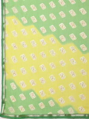 bandhani printed saree with blouse - 17207679 - Standard Image - 4