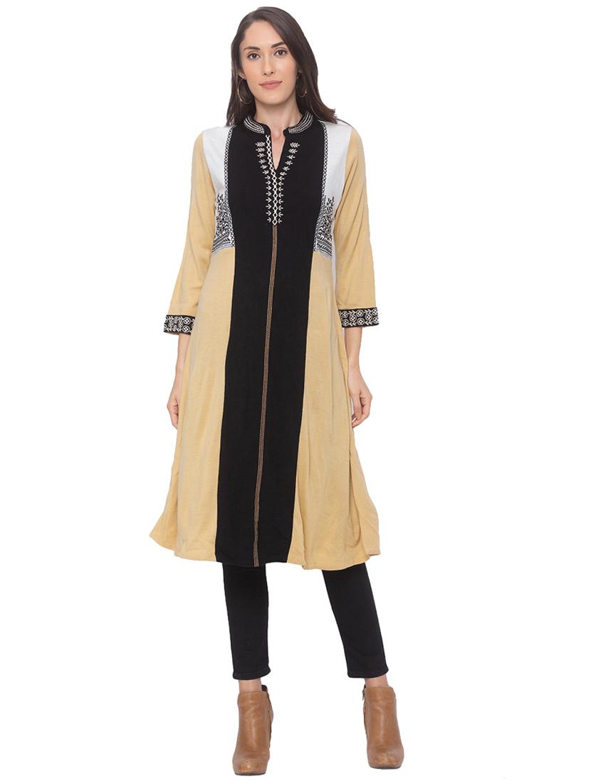 printed a-line woolen kurta - 17208641 - Zoom Image - 1