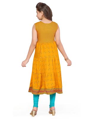 yellow cotton suit set - 17210394 - Standard Image - 4