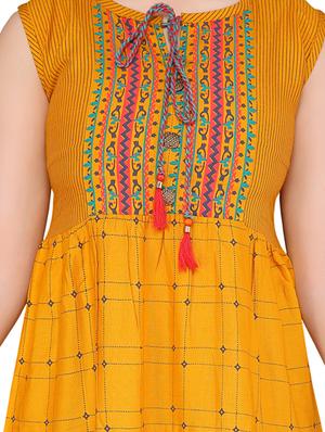yellow cotton suit set - 17210394 - Standard Image - 5