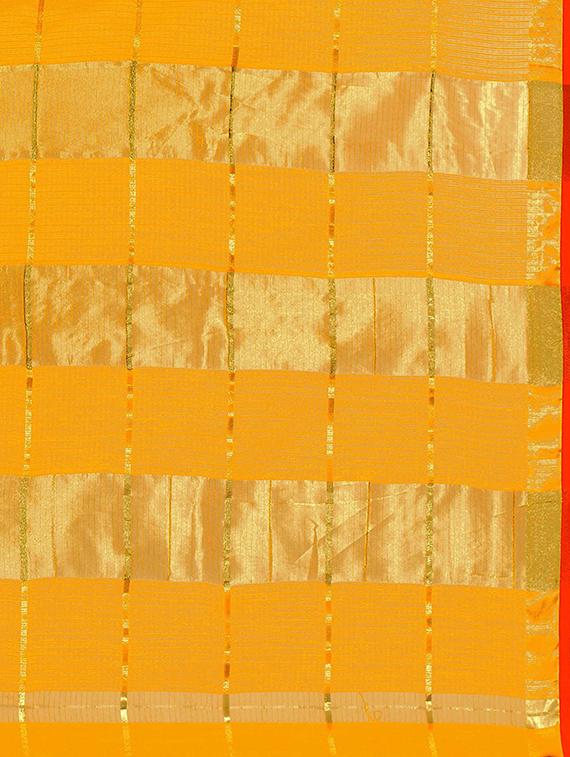 checkered woven saree with blouse - 17210833 - Zoom Image - 4