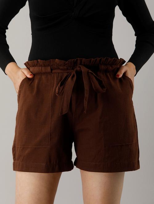 paper bag waist shorts - 17211699 - Standard Image - 1